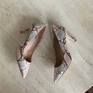 New with Tag- Call it Spring Vegan Multi Snake Pump